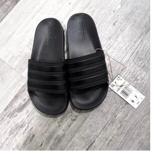 Adidas Adilette Comfort Black Slides |
NWT |Everyday Chill Streetwear Sandals